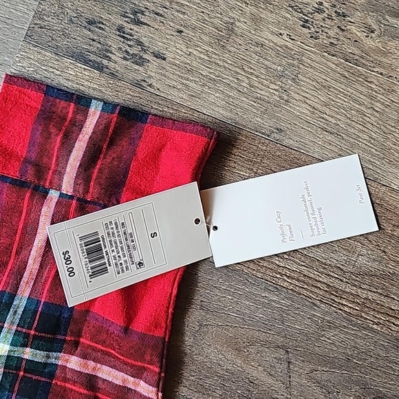 Red black plaid Christmas holiday 2 pc pajama sz Sm bnwt stars above - Picture 6 of 6